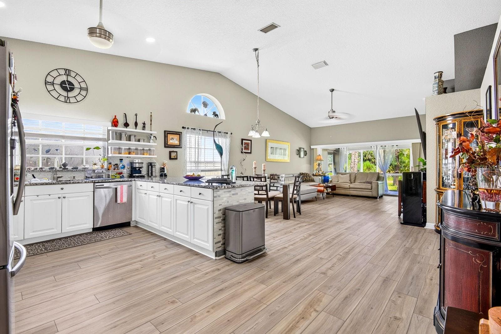 Villa at 7124 MELROSE PL, BRADENTON, photo 16 of 60