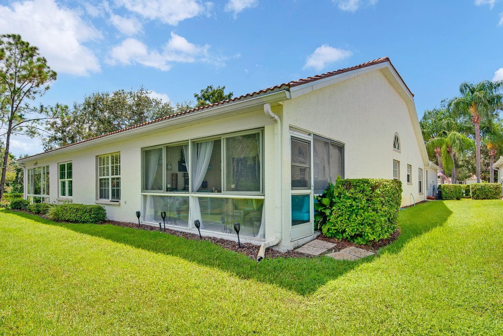 Villa at 7124 MELROSE PL, BRADENTON, photo 49 of 60