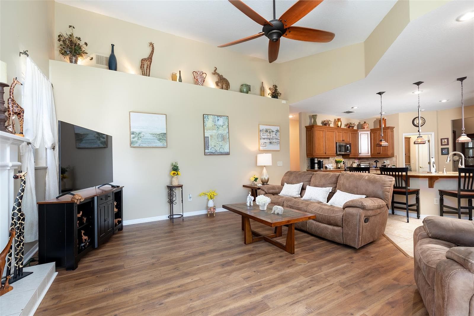 Family Room - 5314 CHISWICK CIR, BELLE ISLE