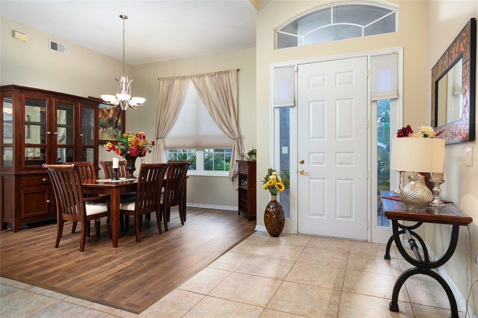 Entry Foyer - 5314 CHISWICK CIR, BELLE ISLE