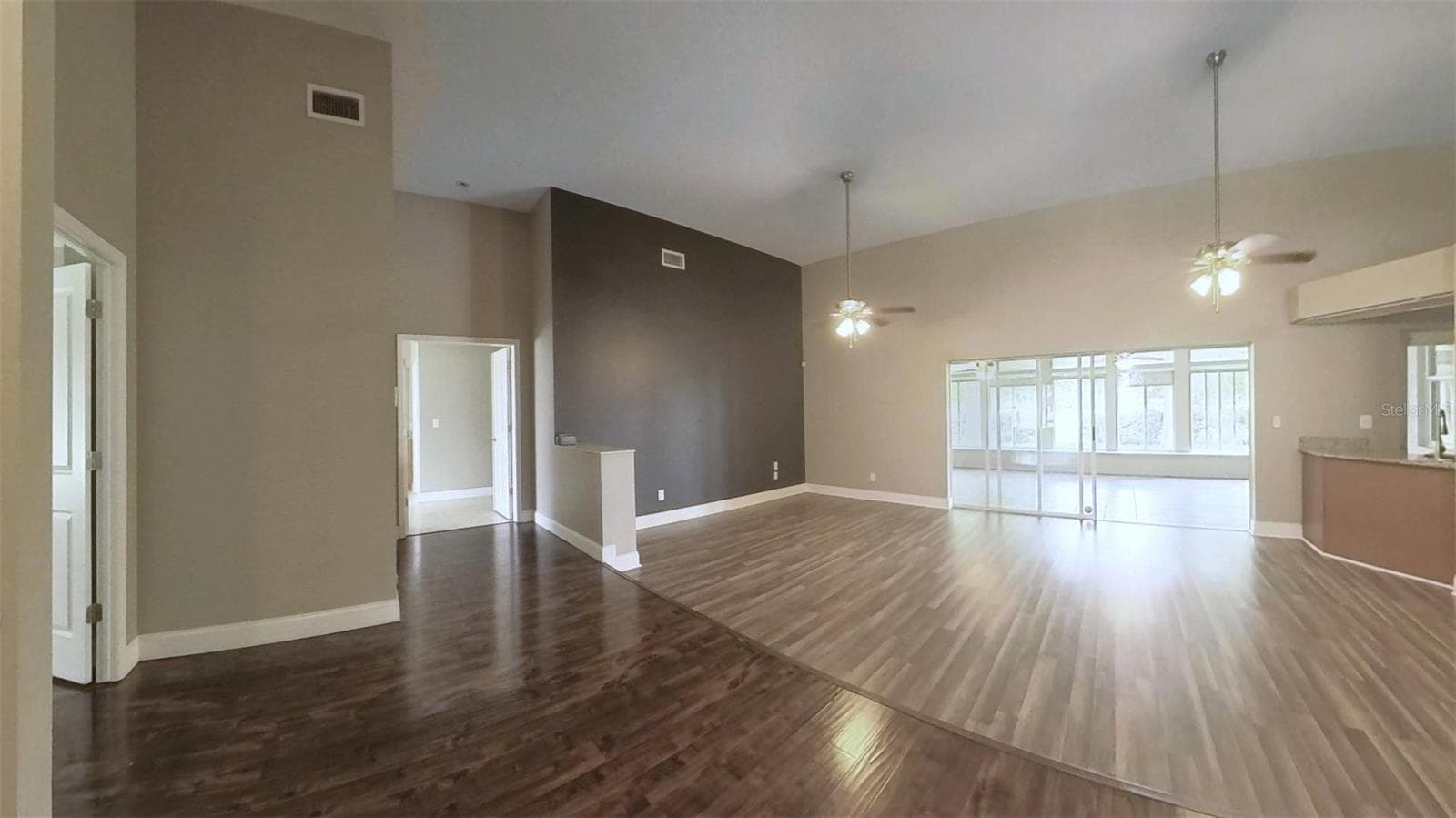 Single Family Residence at 2535 ARDON AVE, ORLANDO, photo 4 of 52