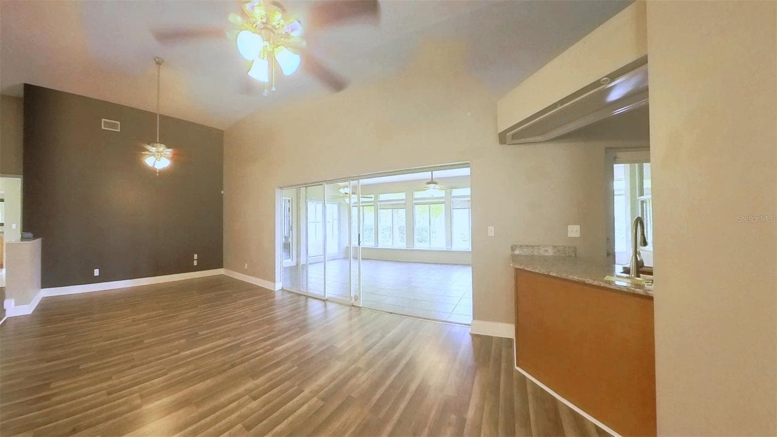 Single Family Residence at 2535 ARDON AVE, ORLANDO, photo 8 of 52