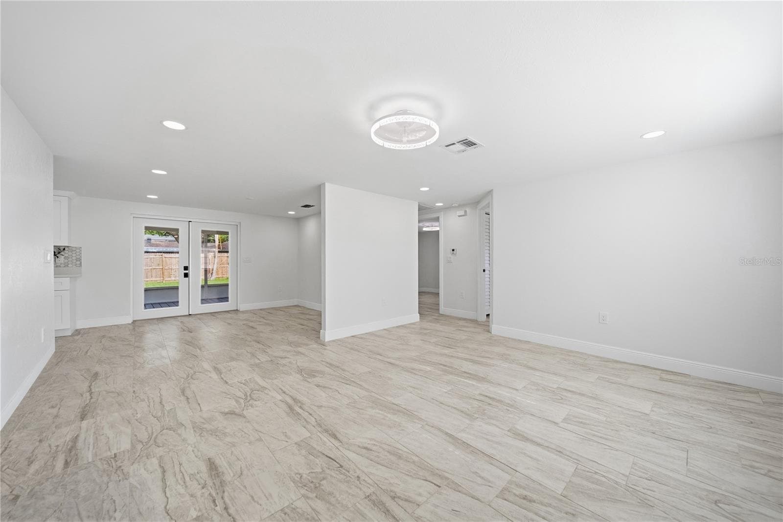 Single Family Residence at 16134 BLACKBEARD LN, HUDSON, photo 9 of 40
