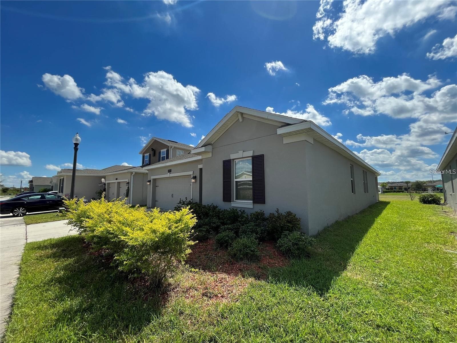 Single Family Residence at 4310 SEVEN CANYONS DR, KISSIMMEE, photo 2 of 31
