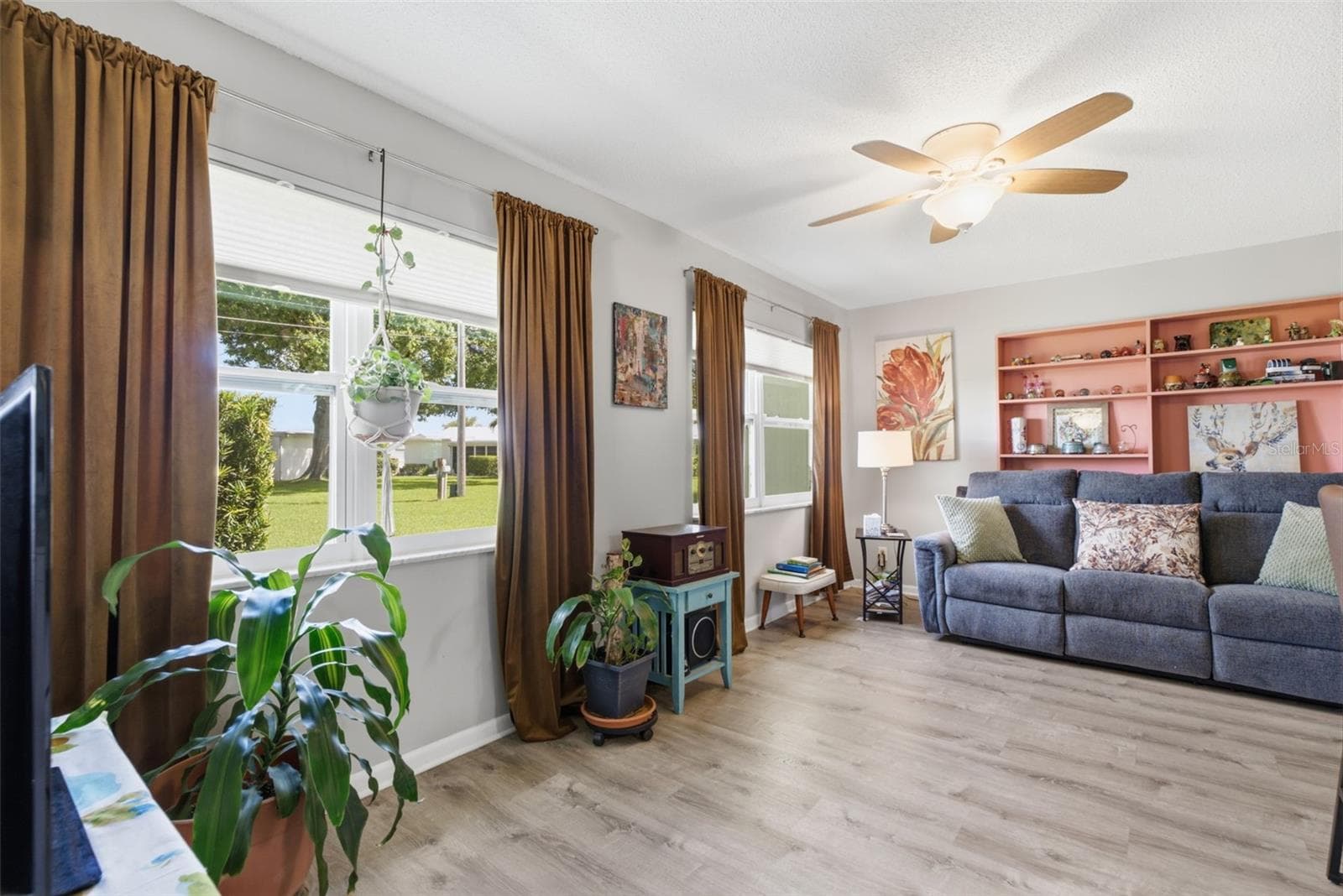 Florida Room - 4263 96TH AVE N, PINELLAS PARK