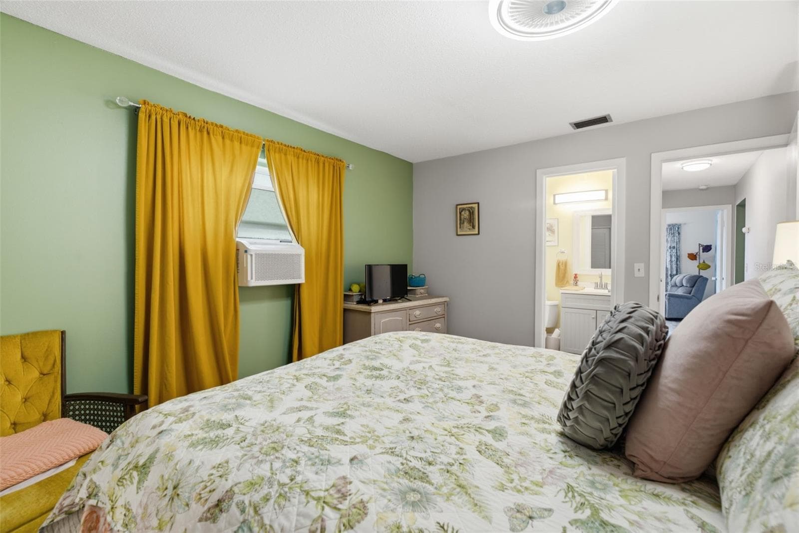 Primary Bedroom - 4263 96TH AVE N, PINELLAS PARK