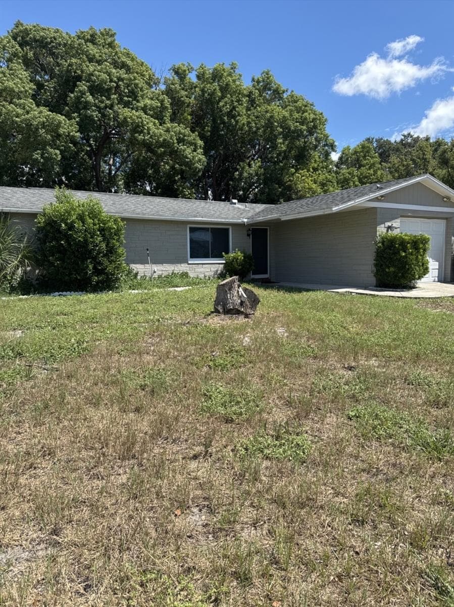 Single Family Residence at 8930 WINDSONG LN, PORT RICHEY, photo 4 of 63