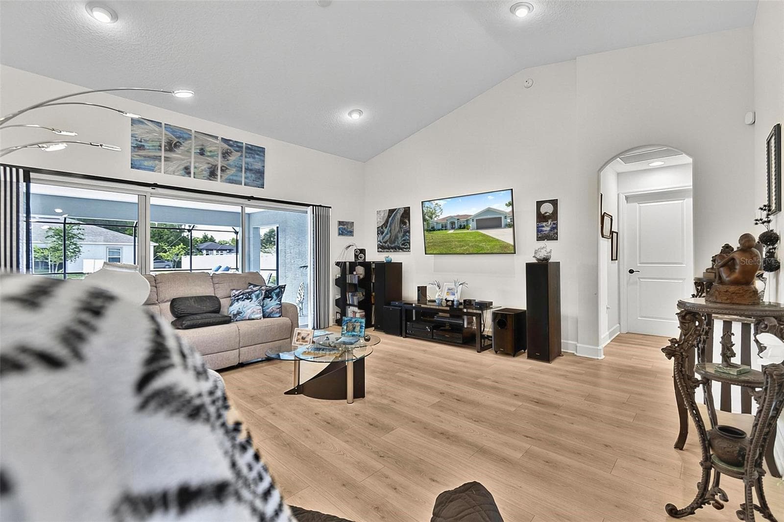 Tons of Natural light - 21 WOOD CLIFT LN, PALM COAST
