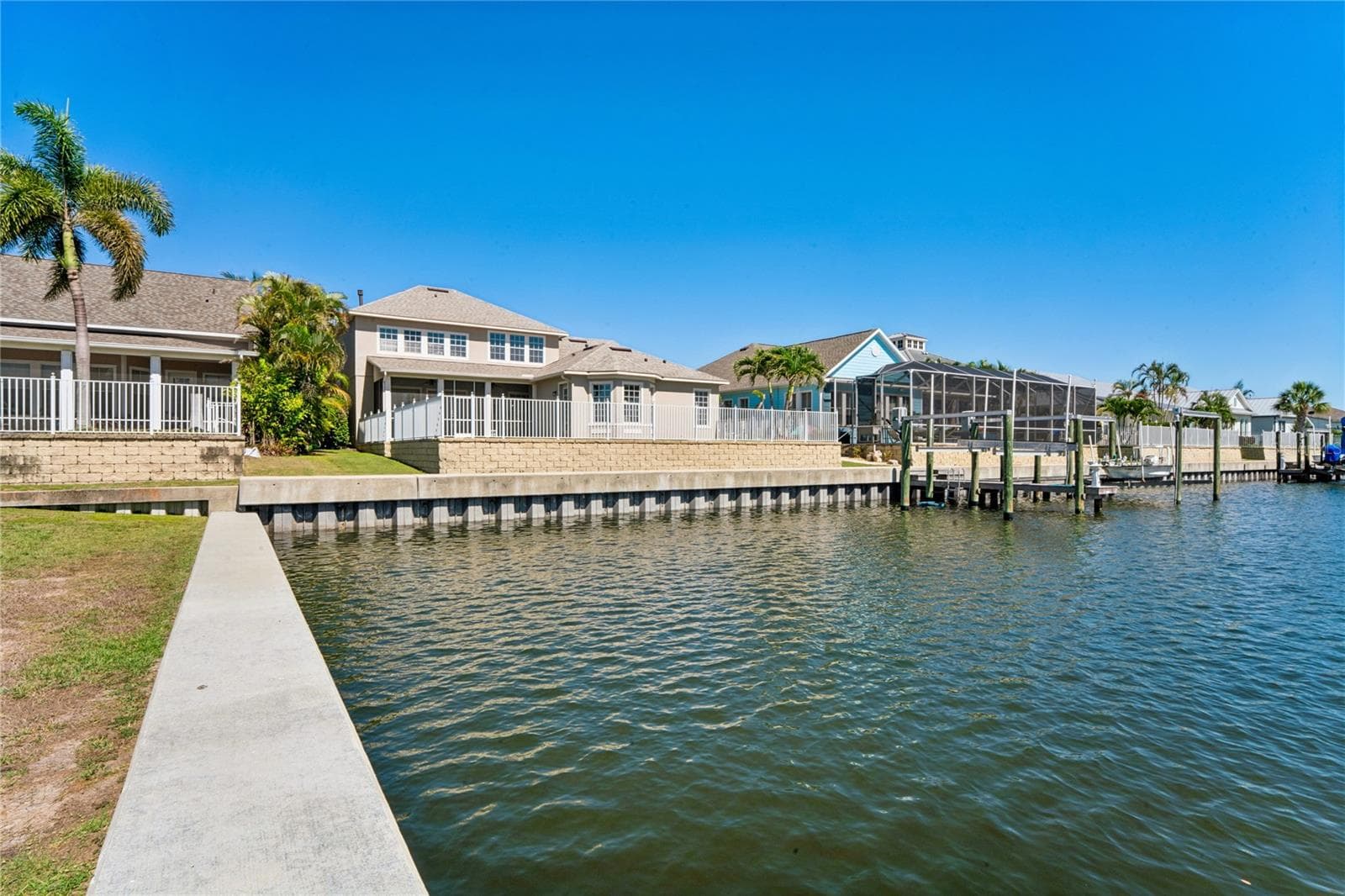 Single Family Residence at 5714 SEA TROUT PL, APOLLO BEACH, photo 67 of 97