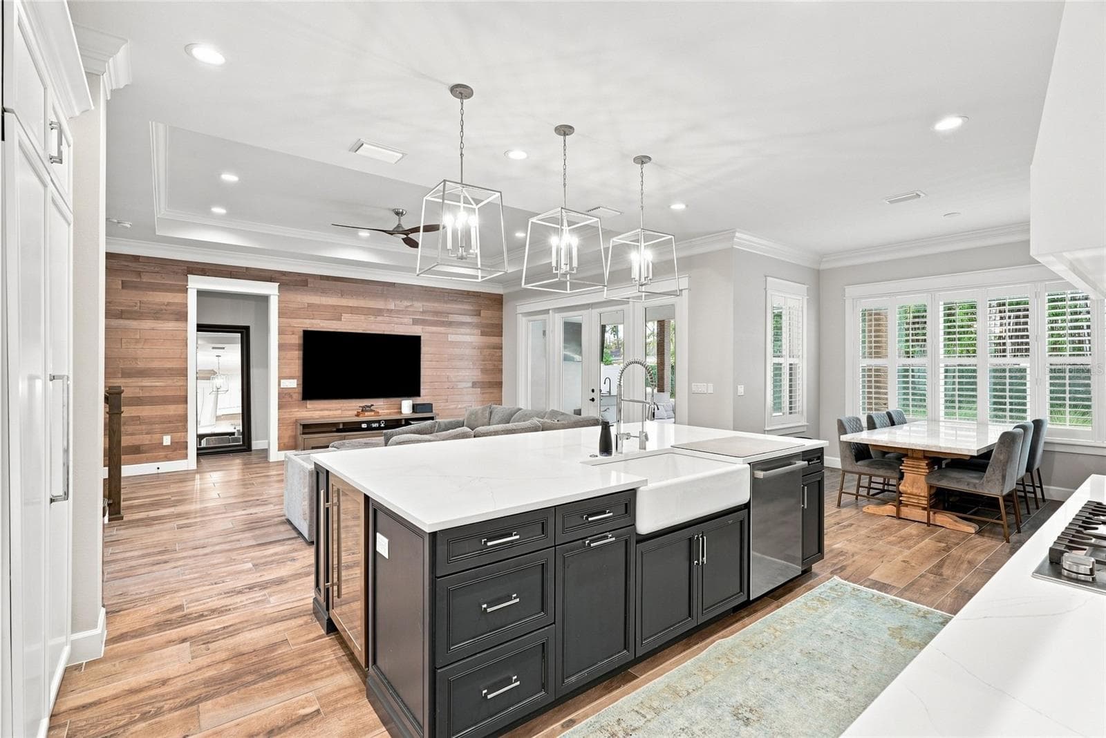 Single Family Residence at 4309 W BARCELONA ST, TAMPA, photo 12 of 72