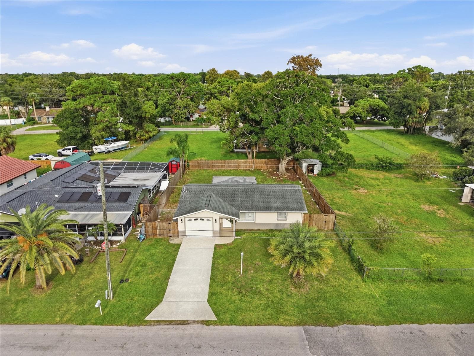Single Family Residence at 16134 BLACKBEARD LN, HUDSON, photo 3 of 40