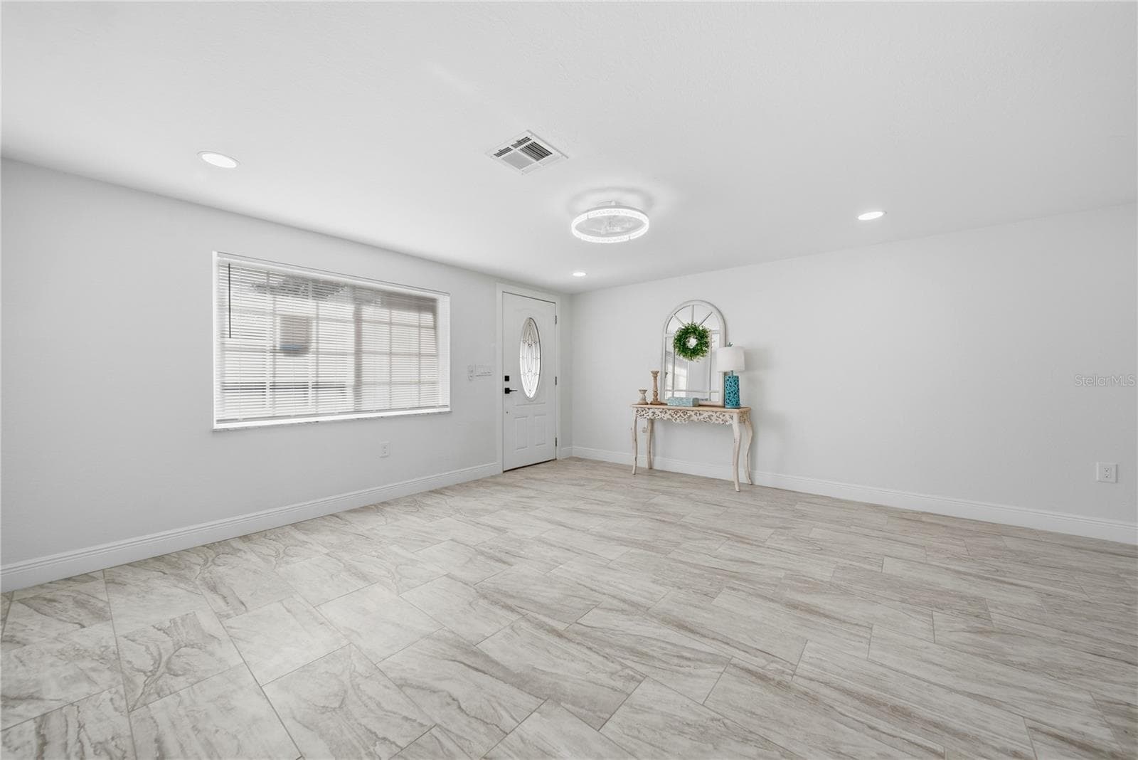 Single Family Residence at 16134 BLACKBEARD LN, HUDSON, photo 12 of 40