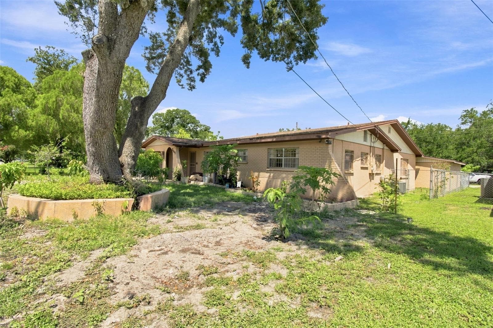 Single Family Residence at 3412 E FERN ST, TAMPA, photo 5 of 44