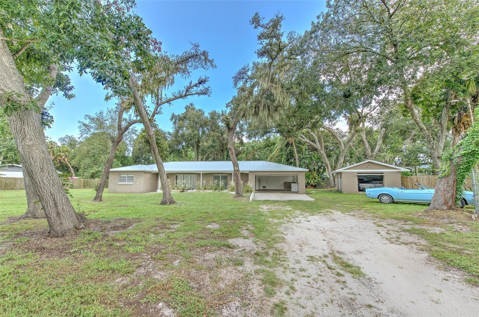 8825 COBB RD