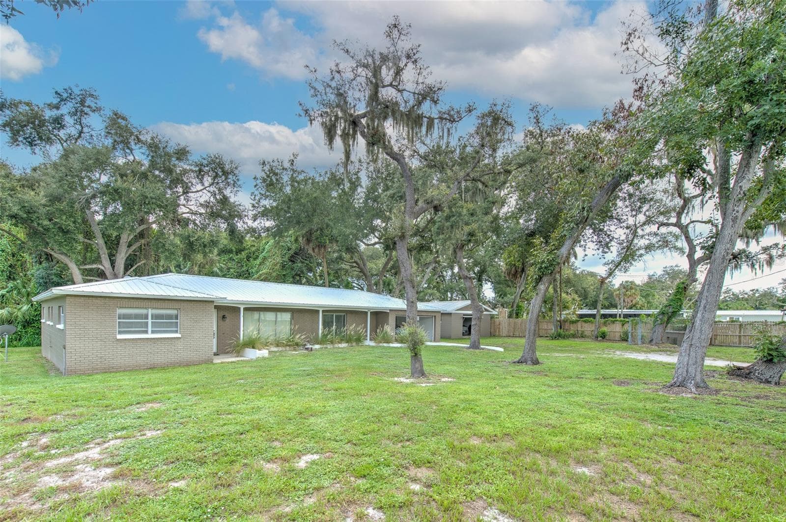 Single Family Residence at 8825 COBB RD, RIVERVIEW, photo 11 of 42