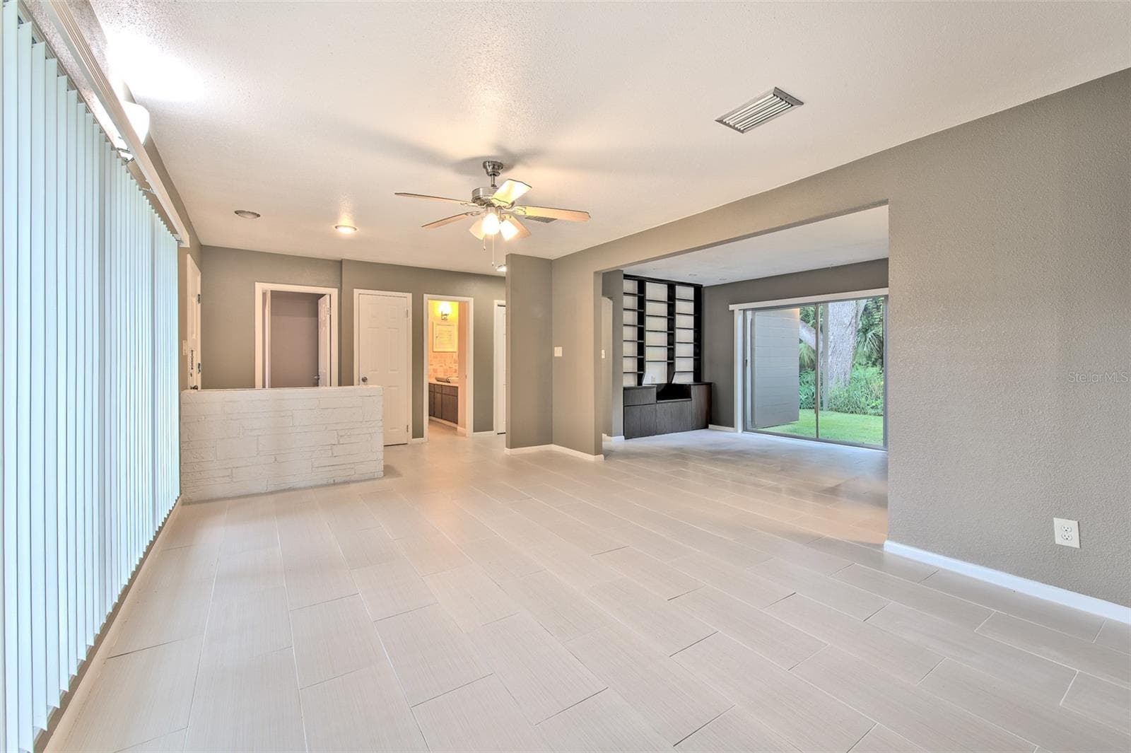 Single Family Residence at 8825 COBB RD, RIVERVIEW, photo 19 of 42