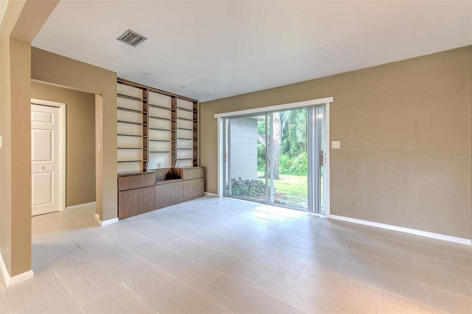 Single Family Residence at 8825 COBB RD, RIVERVIEW, photo 21 of 42