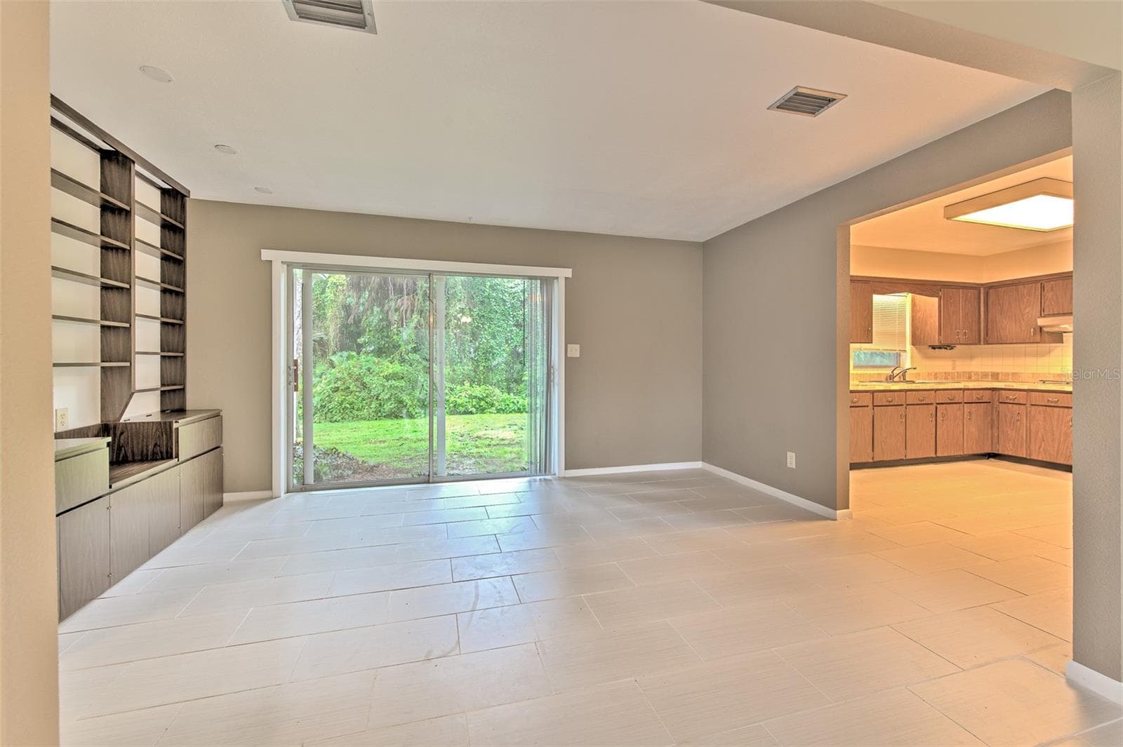 Single Family Residence at 8825 COBB RD, RIVERVIEW, photo 24 of 42