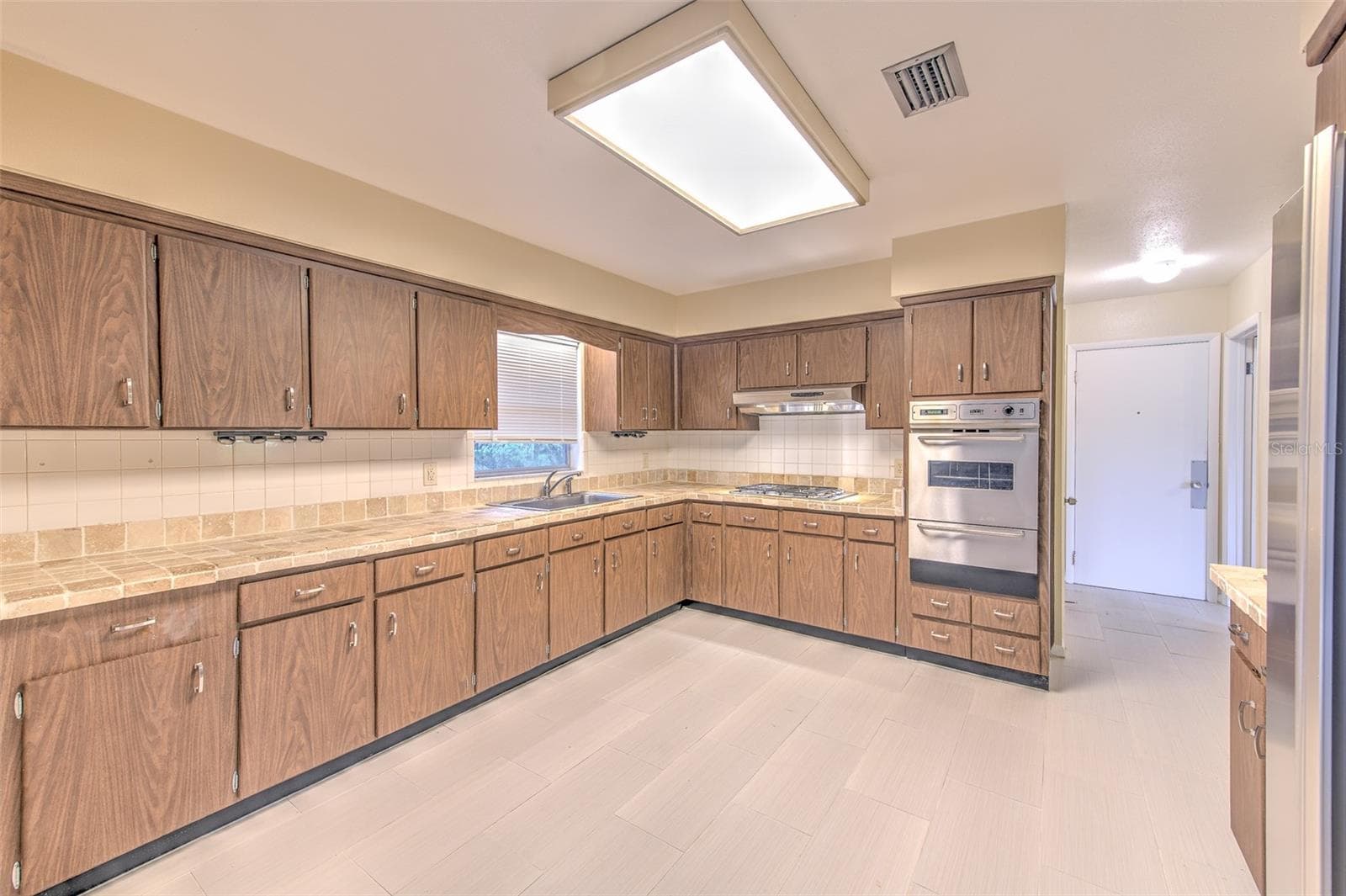 Single Family Residence at 8825 COBB RD, RIVERVIEW, photo 25 of 42