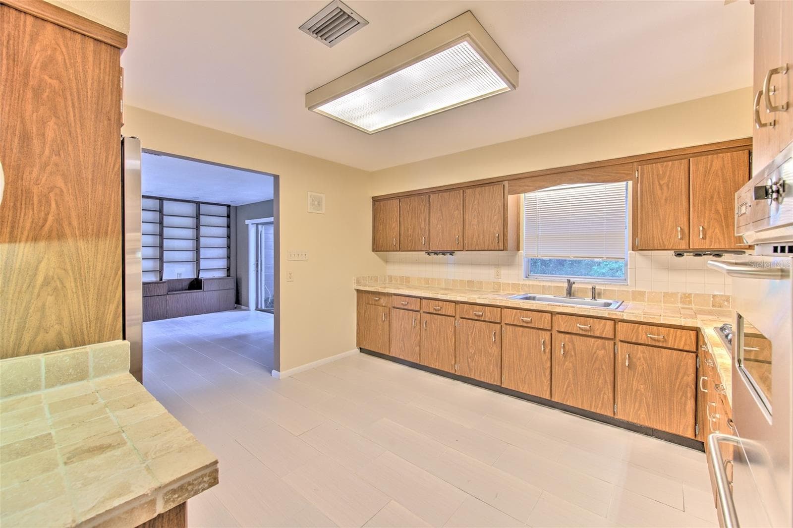 Single Family Residence at 8825 COBB RD, RIVERVIEW, photo 26 of 42