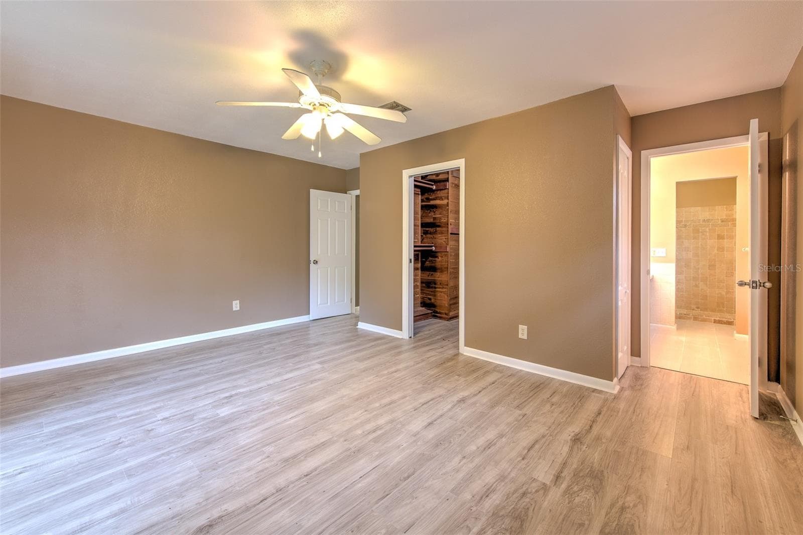 Single Family Residence at 8825 COBB RD, RIVERVIEW, photo 31 of 42
