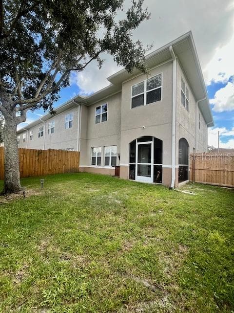 Townhouse at 10802 CELTIC WOODS AVE, TAMPA, photo 22 of 26