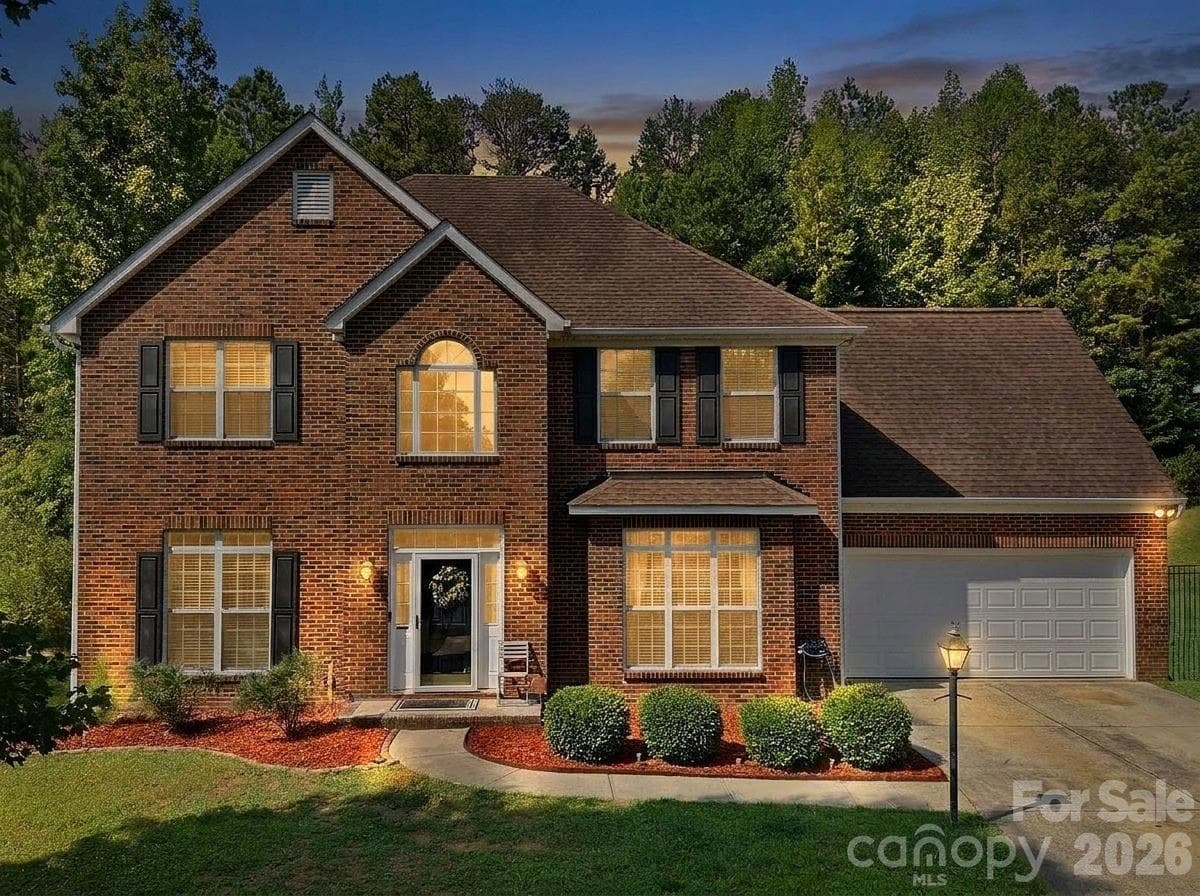 Single Family Residence at Matthews, photo 2 of 59