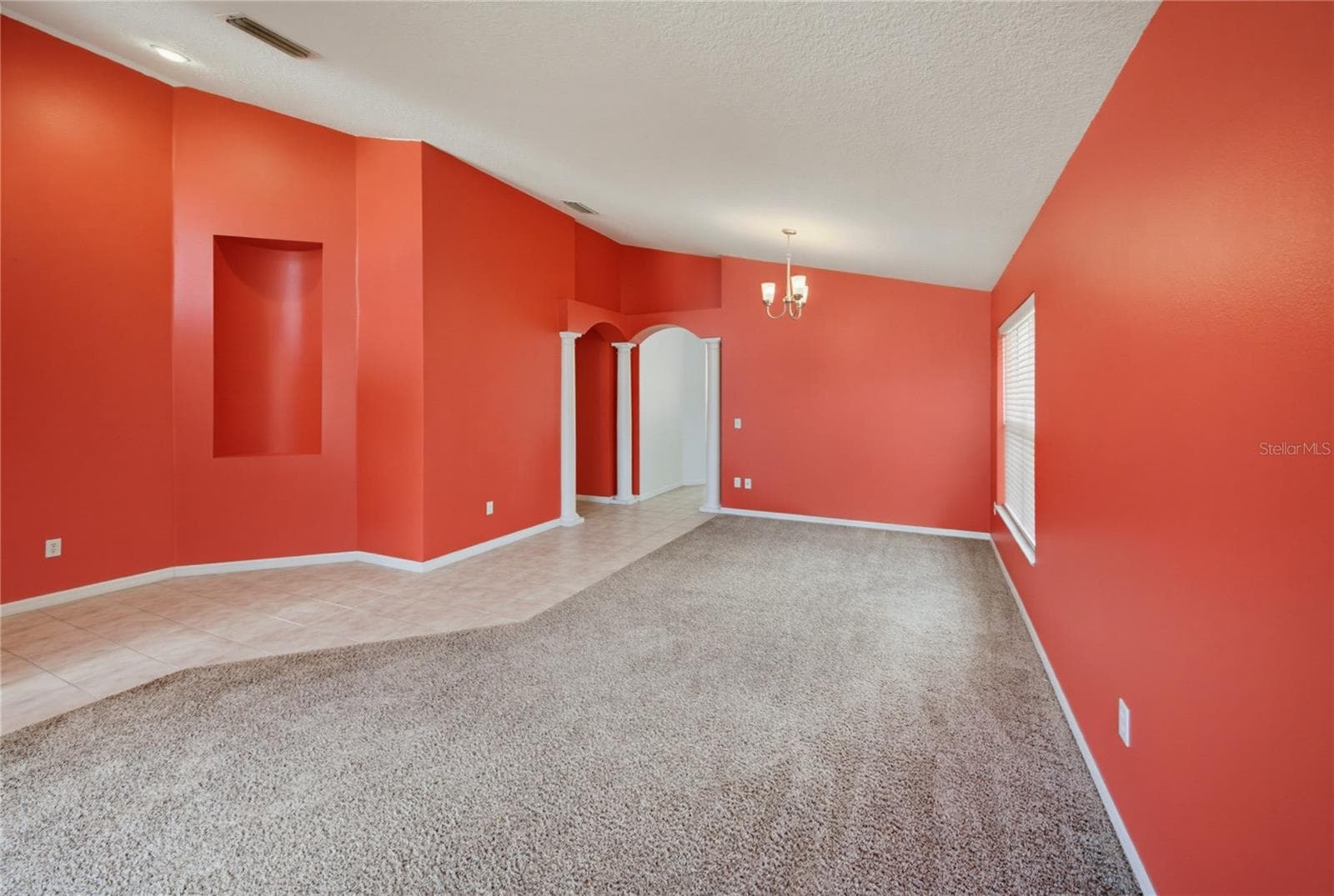 Single Family Residence at 5251 LOS PALMA VISTA DR, ORLANDO, photo 8 of 58