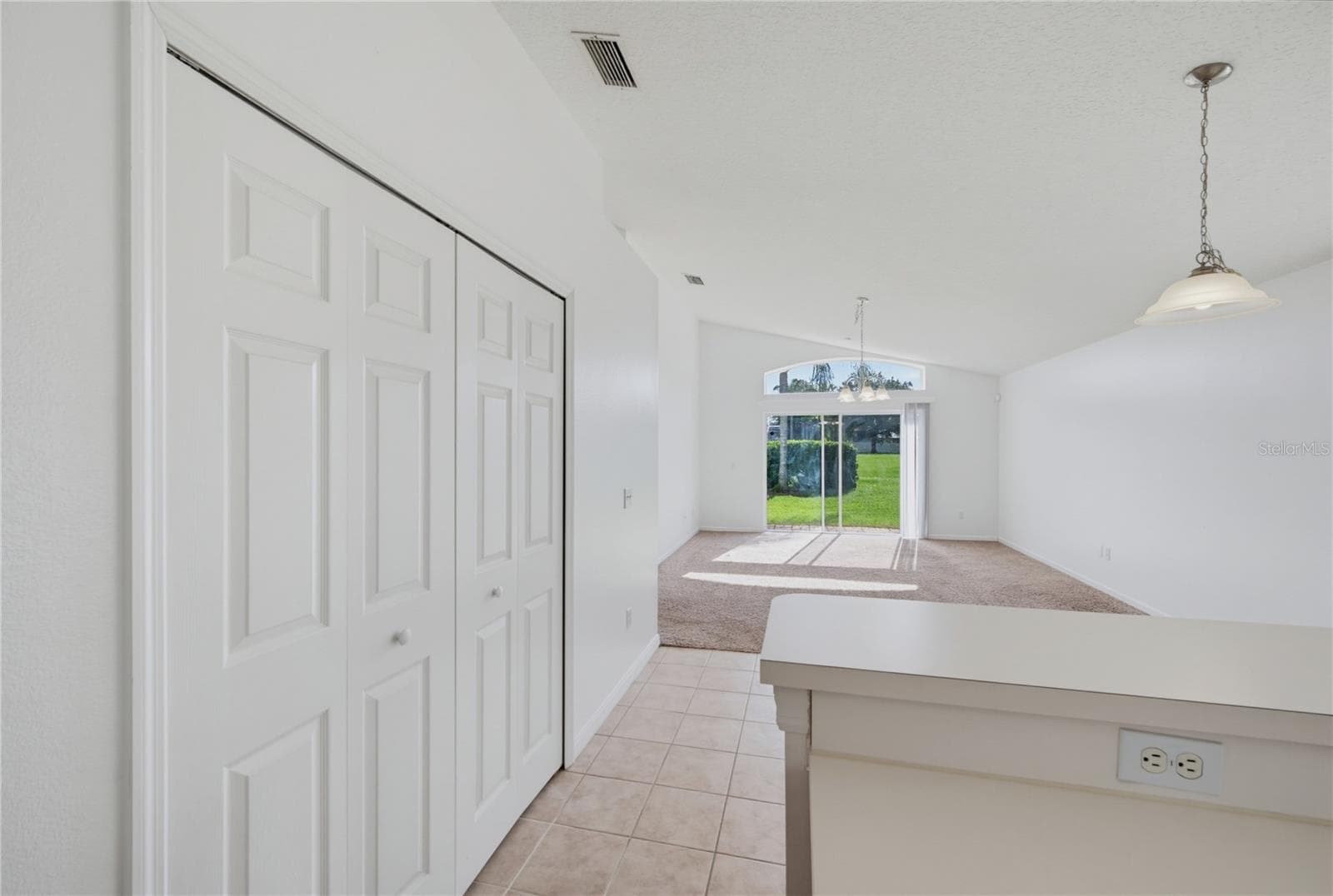 Single Family Residence at 5251 LOS PALMA VISTA DR, ORLANDO, photo 16 of 58