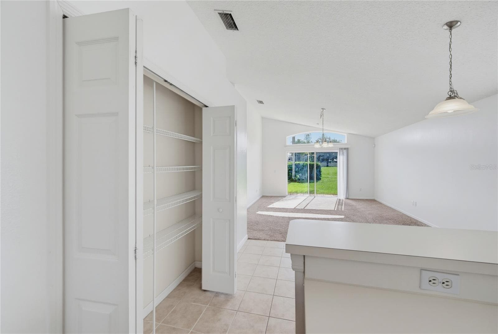 Single Family Residence at 5251 LOS PALMA VISTA DR, ORLANDO, photo 17 of 58