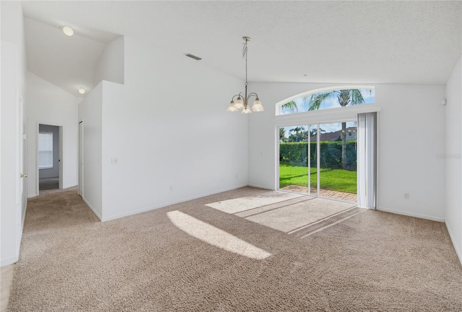 Single Family Residence at 5251 LOS PALMA VISTA DR, ORLANDO, photo 20 of 58