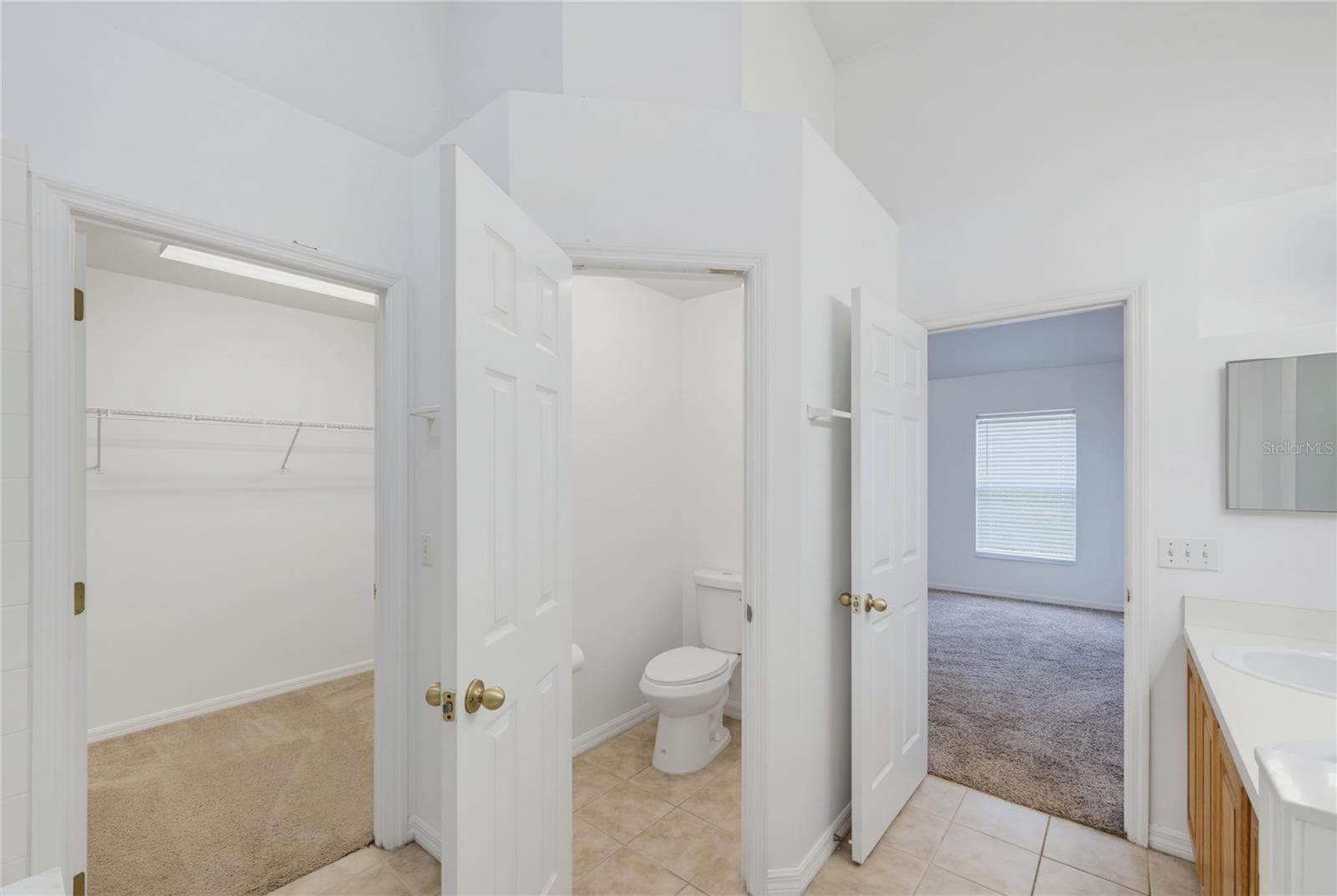 Single Family Residence at 5251 LOS PALMA VISTA DR, ORLANDO, photo 32 of 58