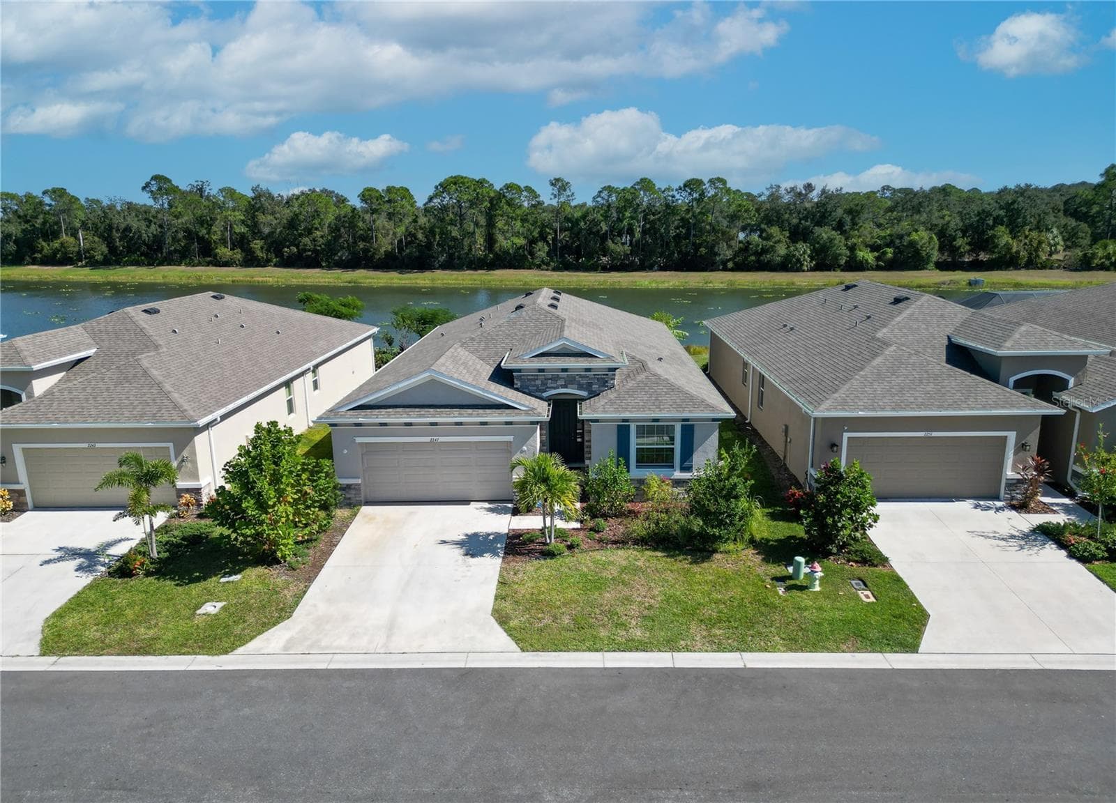 Single Family Residence at 2247 MIDNIGHT PEARL DR, SARASOTA, photo 2 of 41
