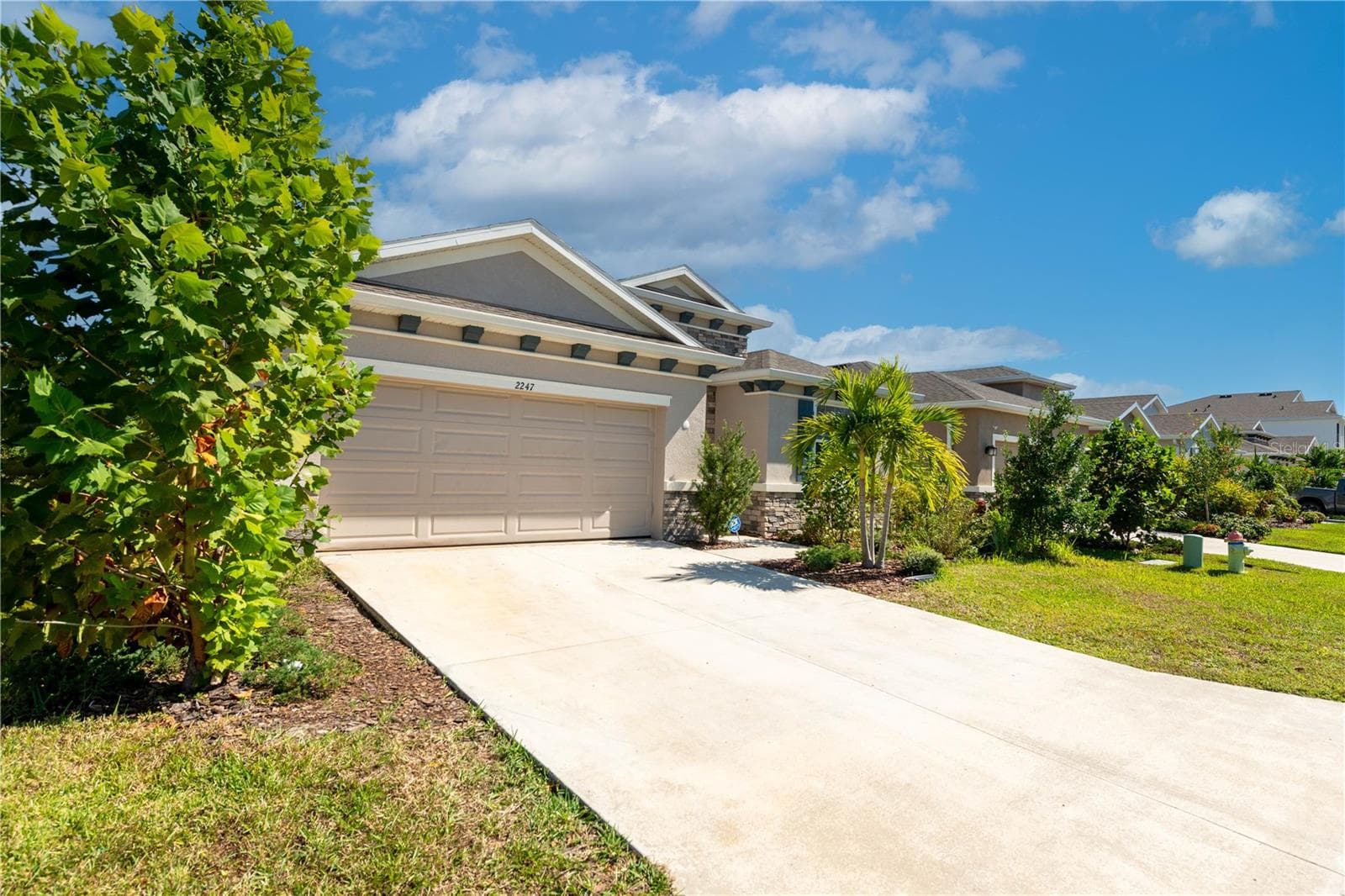 Single Family Residence at 2247 MIDNIGHT PEARL DR, SARASOTA, photo 3 of 41