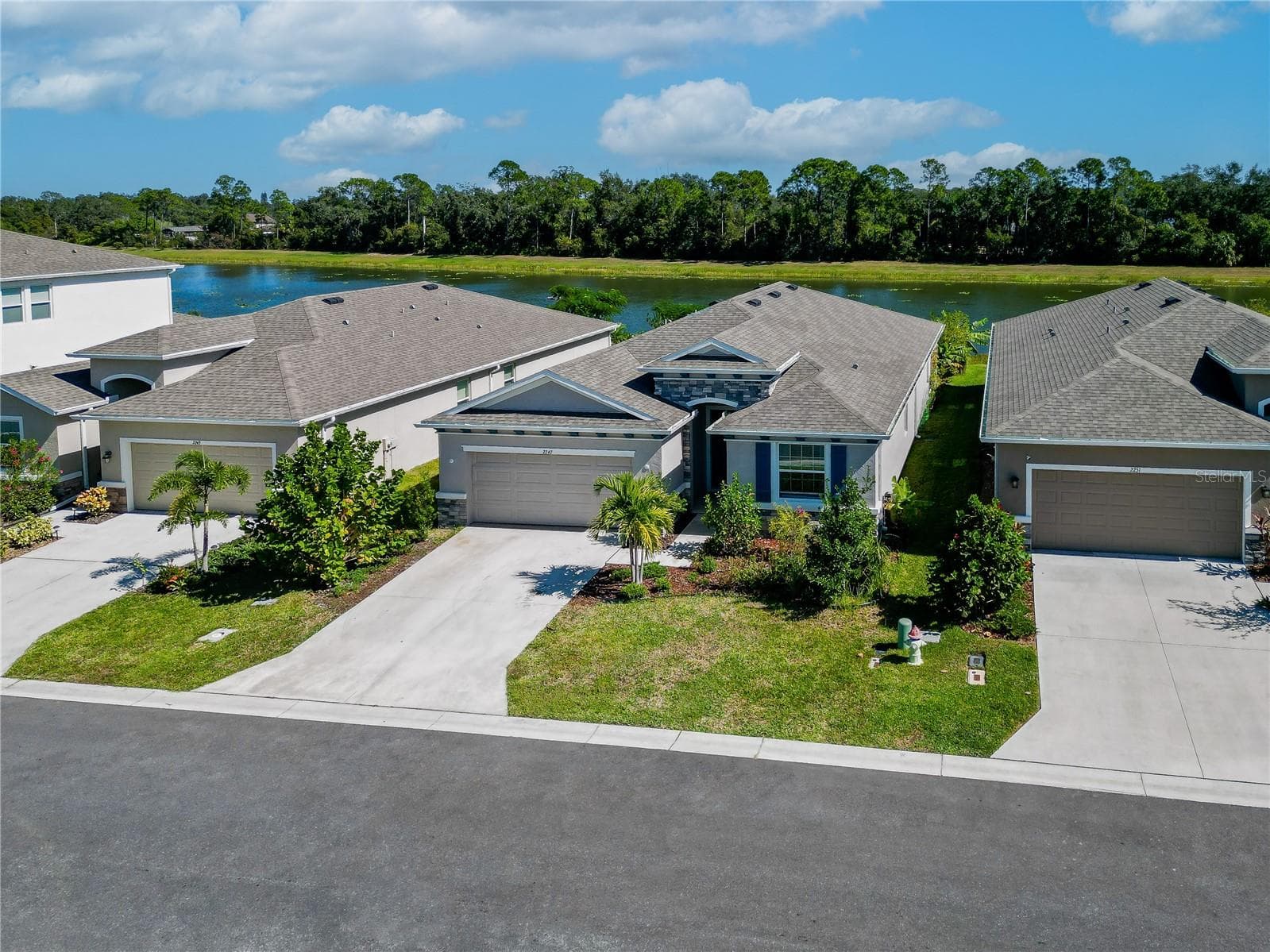 Single Family Residence at 2247 MIDNIGHT PEARL DR, SARASOTA, photo 6 of 41