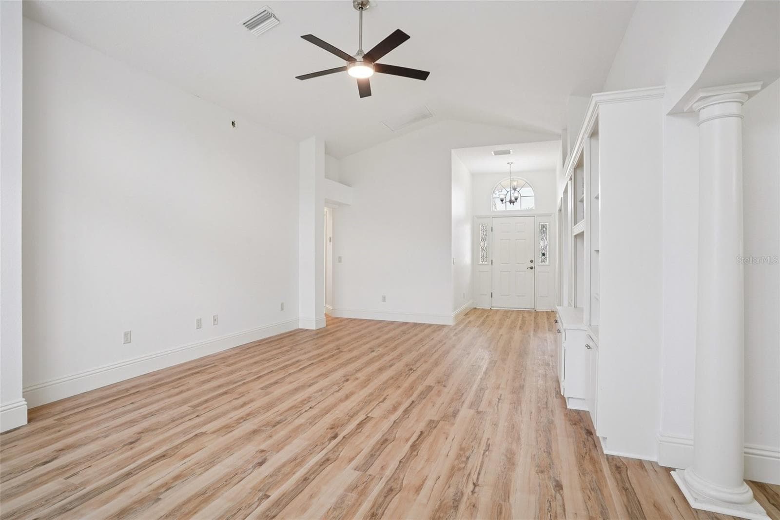 Living Room - 1722 BUGLE TER, THE VILLAGES
