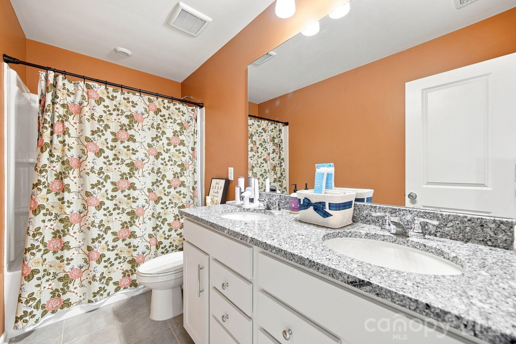 Single Family Residence at 12028 Grinstead Lane, Charlotte, photo 32 of 40