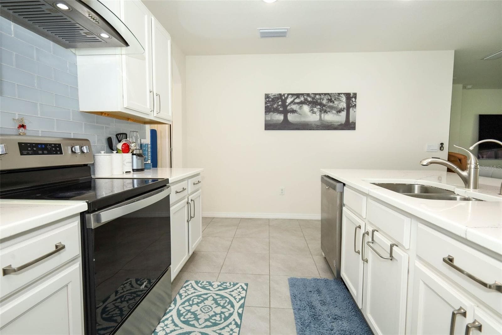 Single Family Residence at 3781 SWANFALLS TER, SANFORD, photo 10 of 43