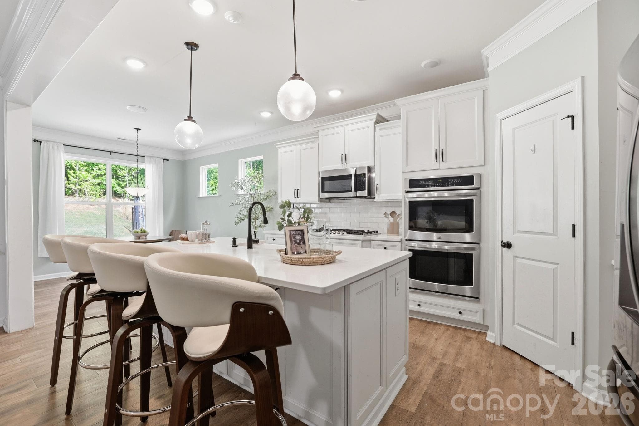 Single Family Residence at 1134 Baldwin Drive, Lancaster, photo 14 of 46