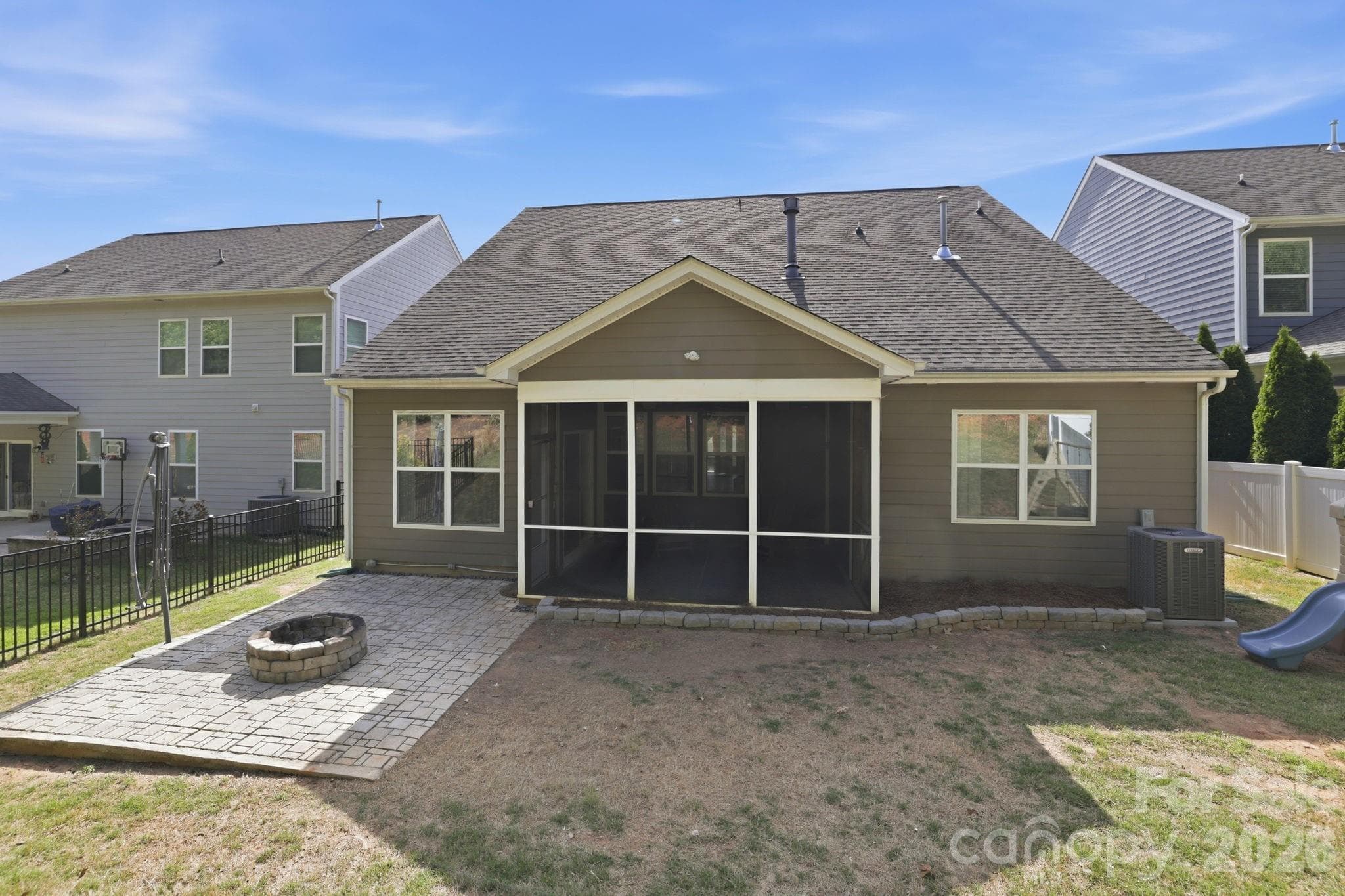 Single Family Residence at 1134 Baldwin Drive, Lancaster, photo 34 of 46