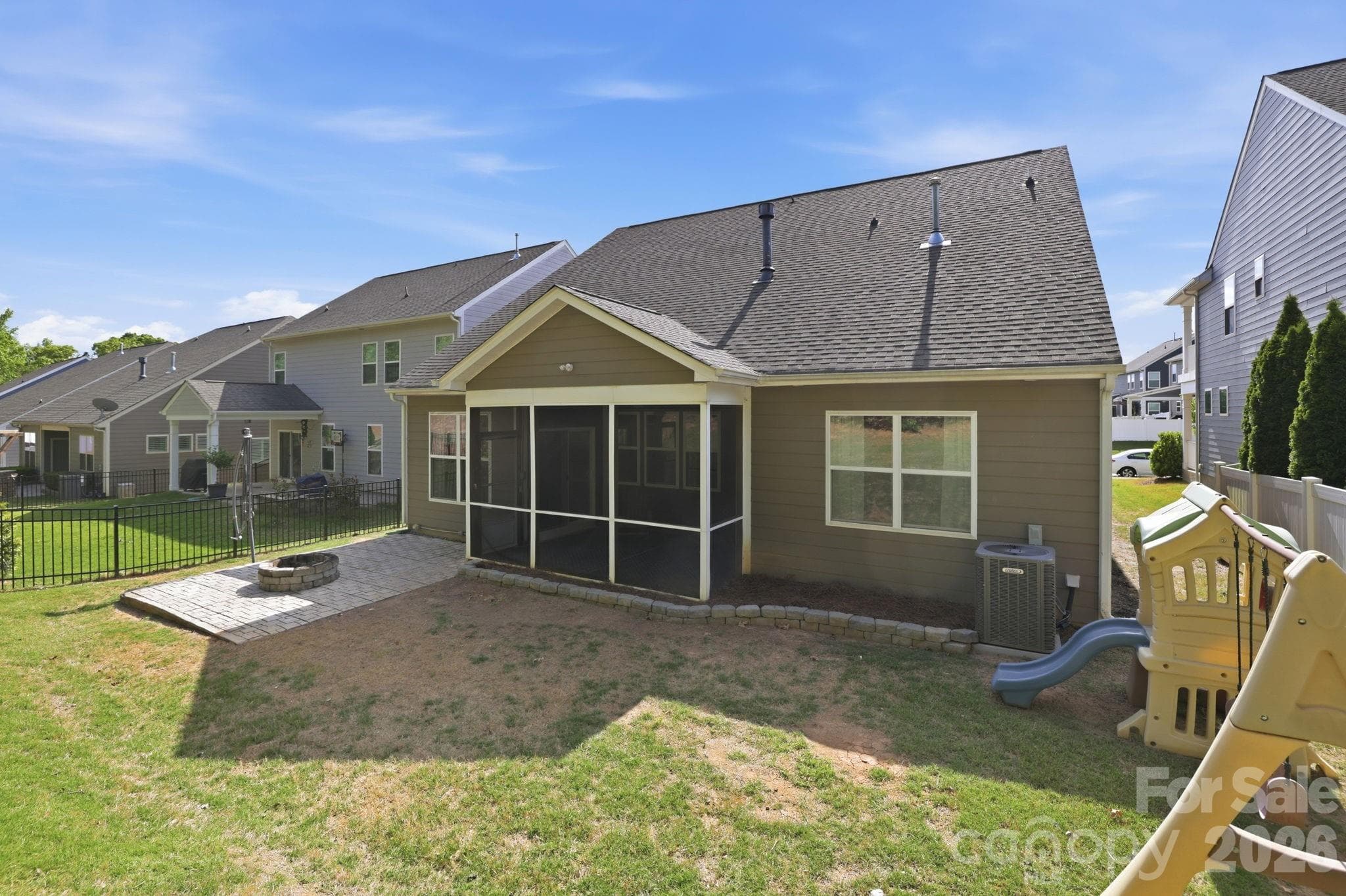 Single Family Residence at 1134 Baldwin Drive, Lancaster, photo 35 of 46