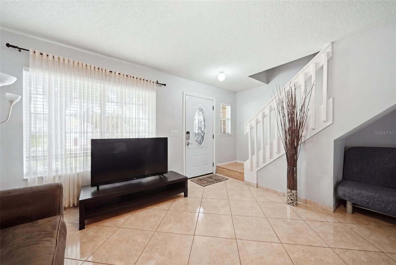 Single Family Residence at 2448 PARSONS POND CIR, KISSIMMEE, photo 3 of 20