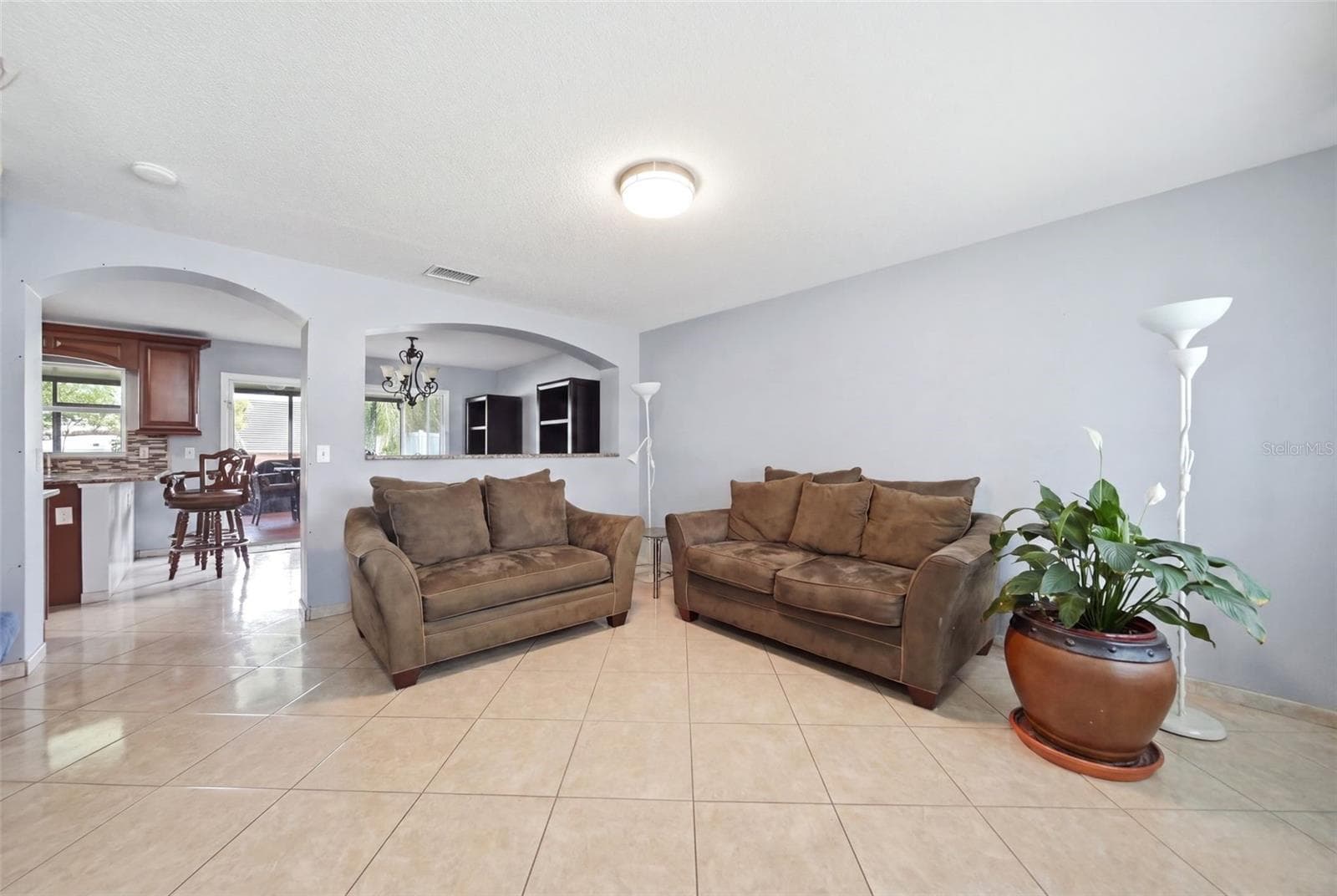 Single Family Residence at 2448 PARSONS POND CIR, KISSIMMEE, photo 4 of 20