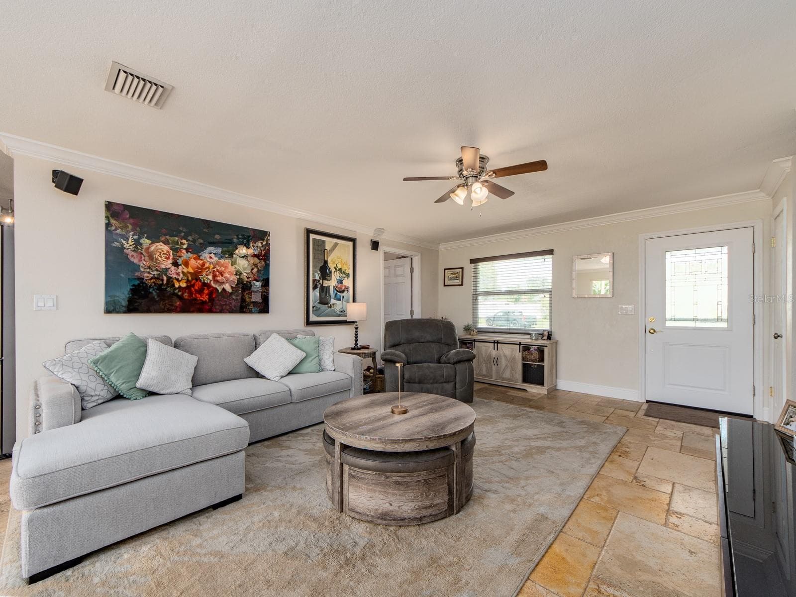 Single Family Residence at 1679 WOODRIDGE DR, CLEARWATER, photo 3 of 36