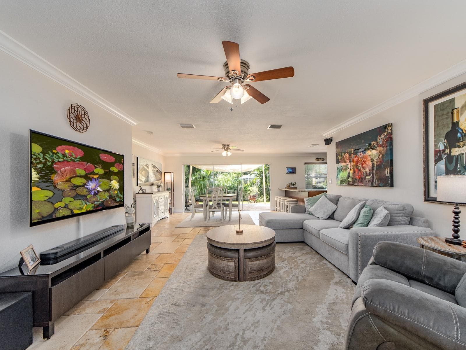 Single Family Residence at 1679 WOODRIDGE DR, CLEARWATER, photo 5 of 36