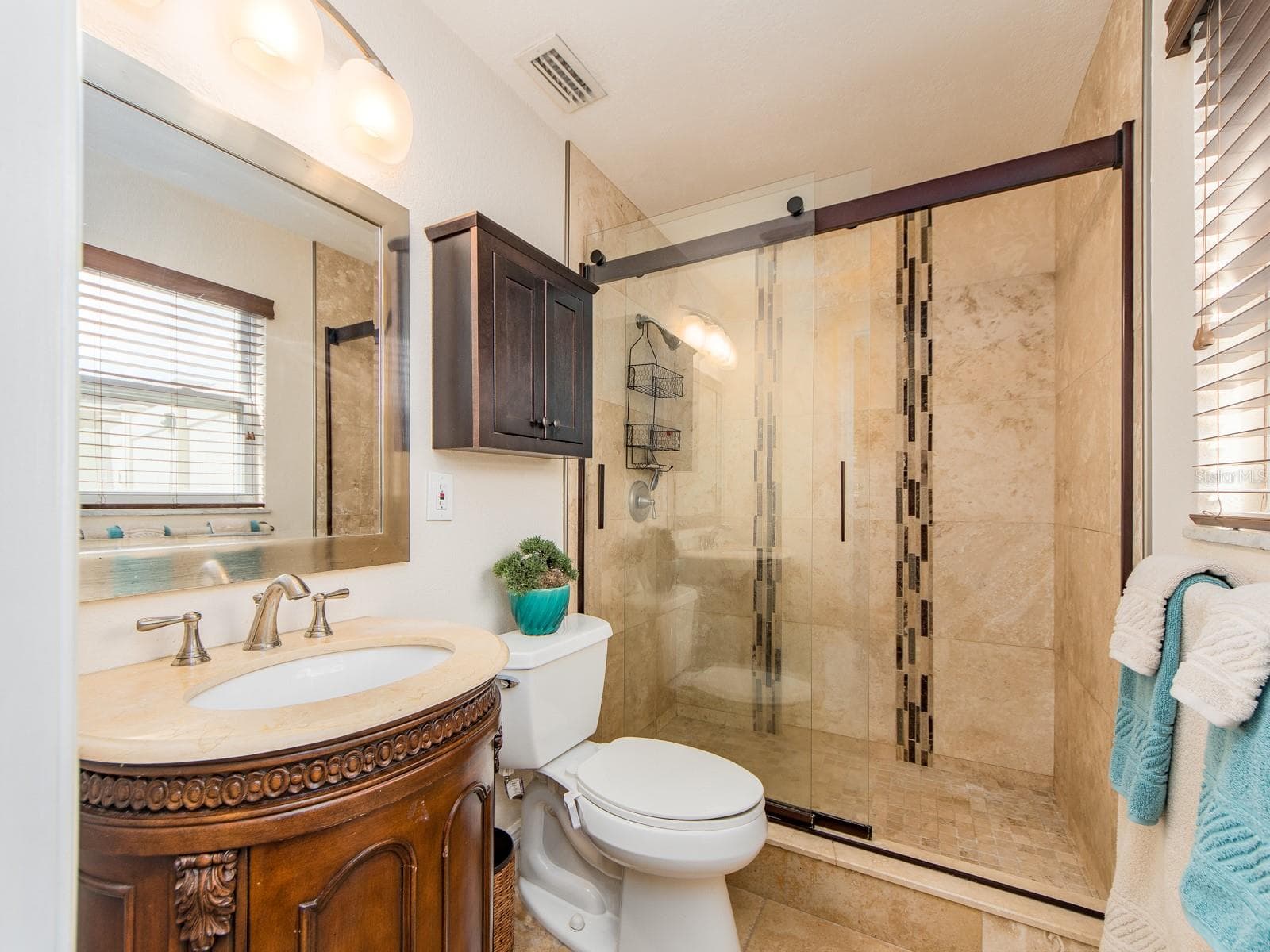 Single Family Residence at 1679 WOODRIDGE DR, CLEARWATER, photo 16 of 36
