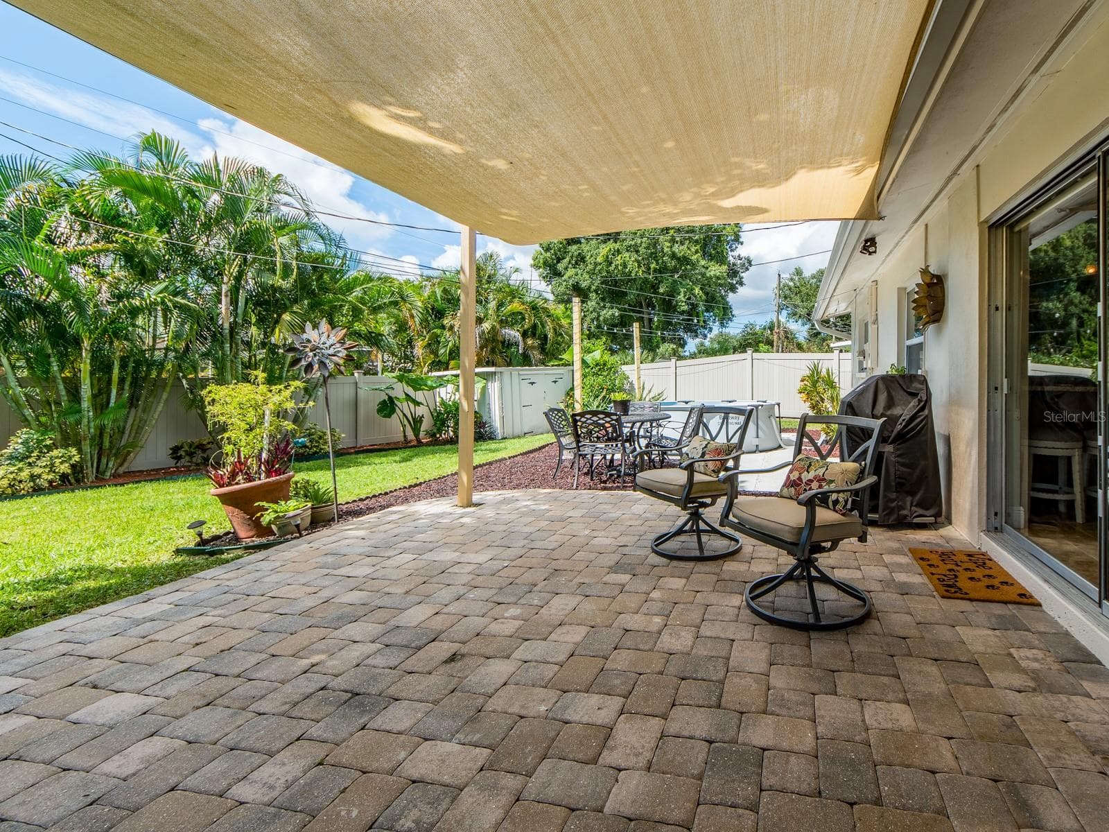 Single Family Residence at 1679 WOODRIDGE DR, CLEARWATER, photo 25 of 36