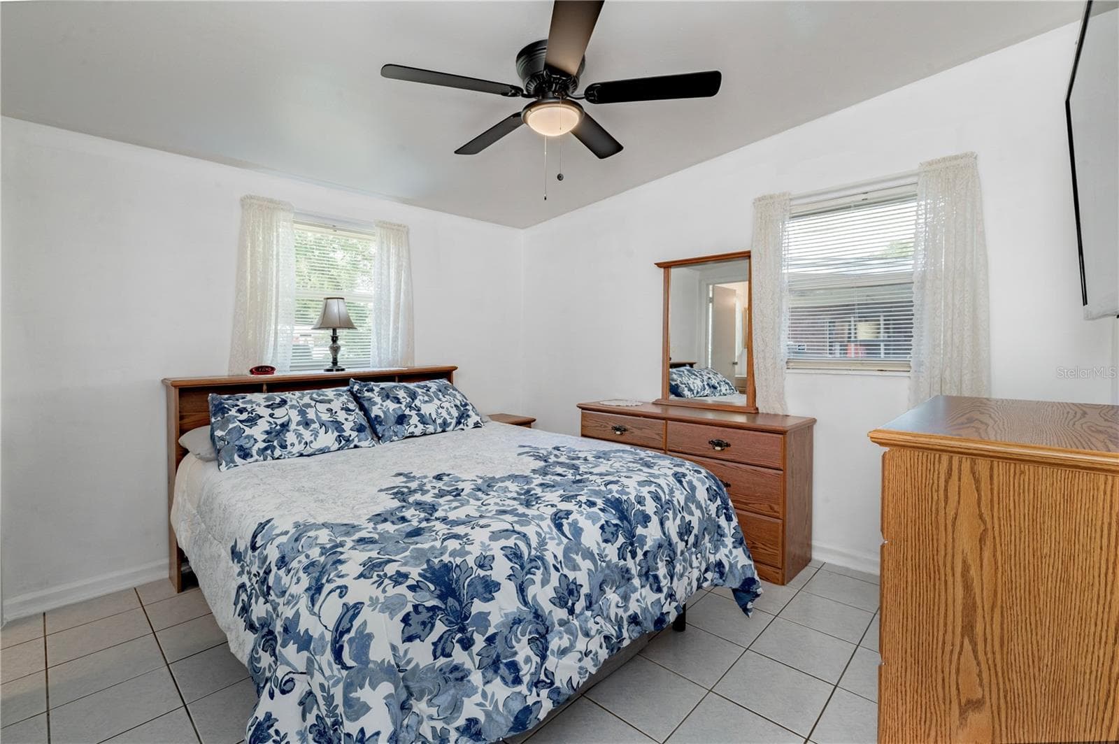 Single Family Residence at 6913 W CLIFTON ST, TAMPA, photo 20 of 25