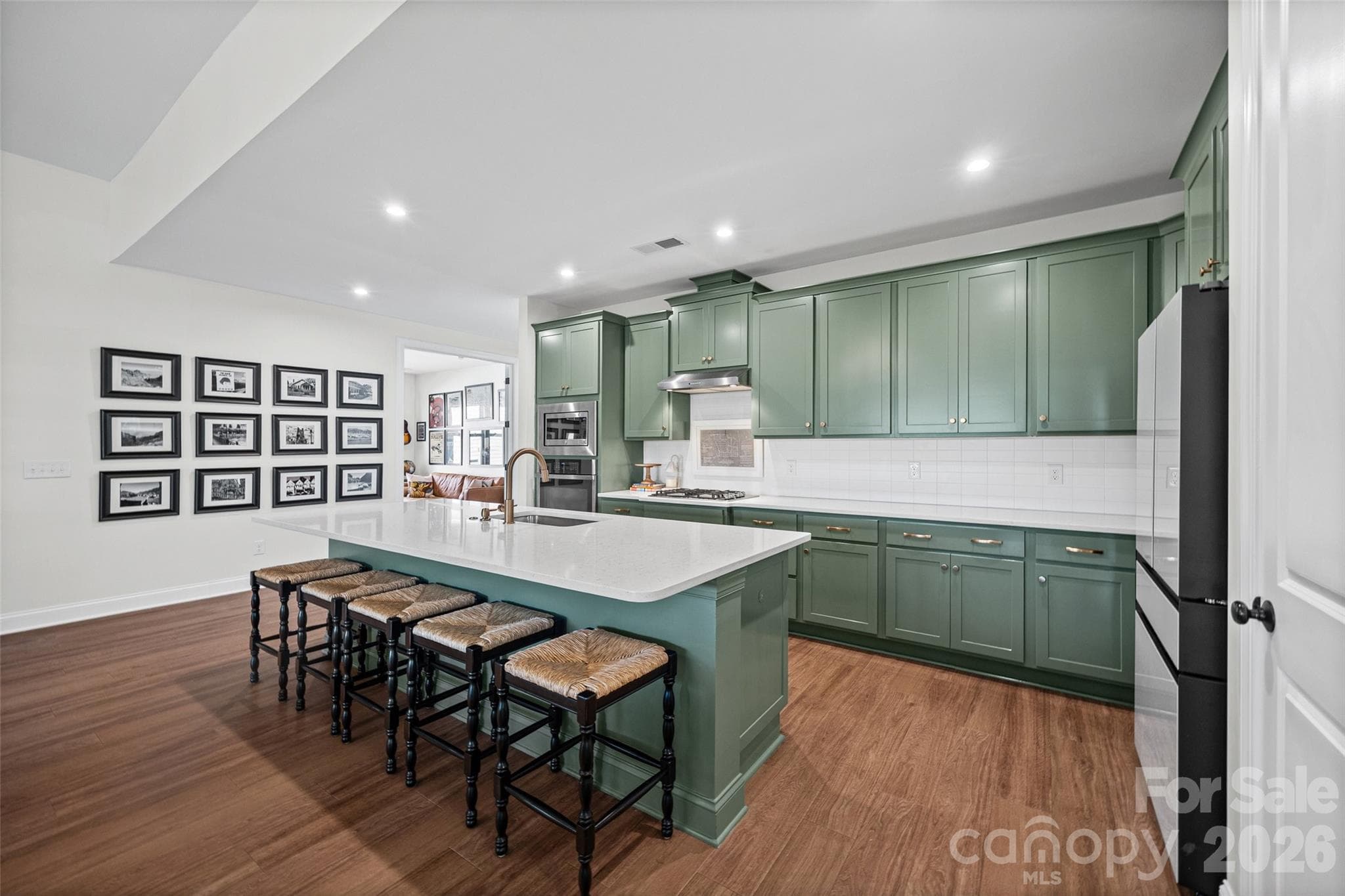 Single Family Residence at 8019 Longwaters Court, York, photo 11 of 46