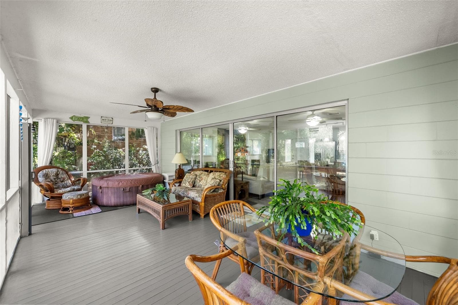 Single Family Residence at 1416 BADEN POWELL RD, HAWTHORNE, photo 22 of 47